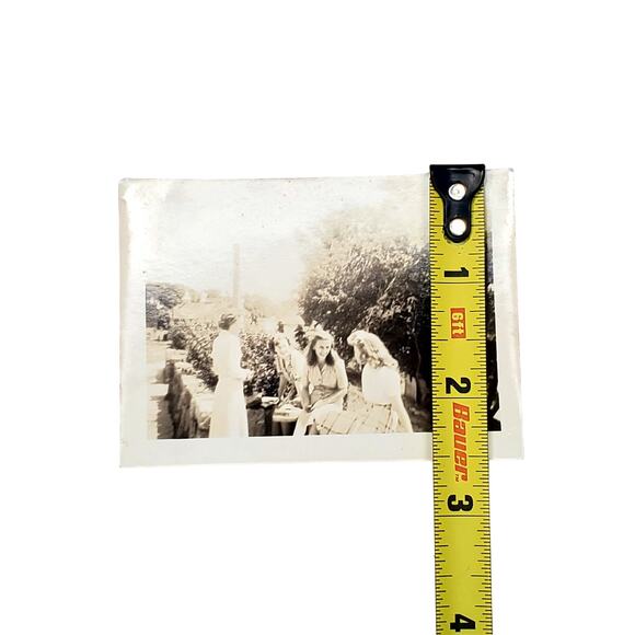 Vtg Ladies Talking in Garden Original Monochrome Photography Found Snapshot - Picture 2 of 4